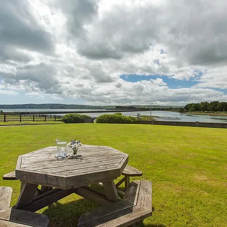 Barnawee Bridge House B&B *